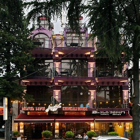 Antika Hotel バトゥーミ エクステリア 写真